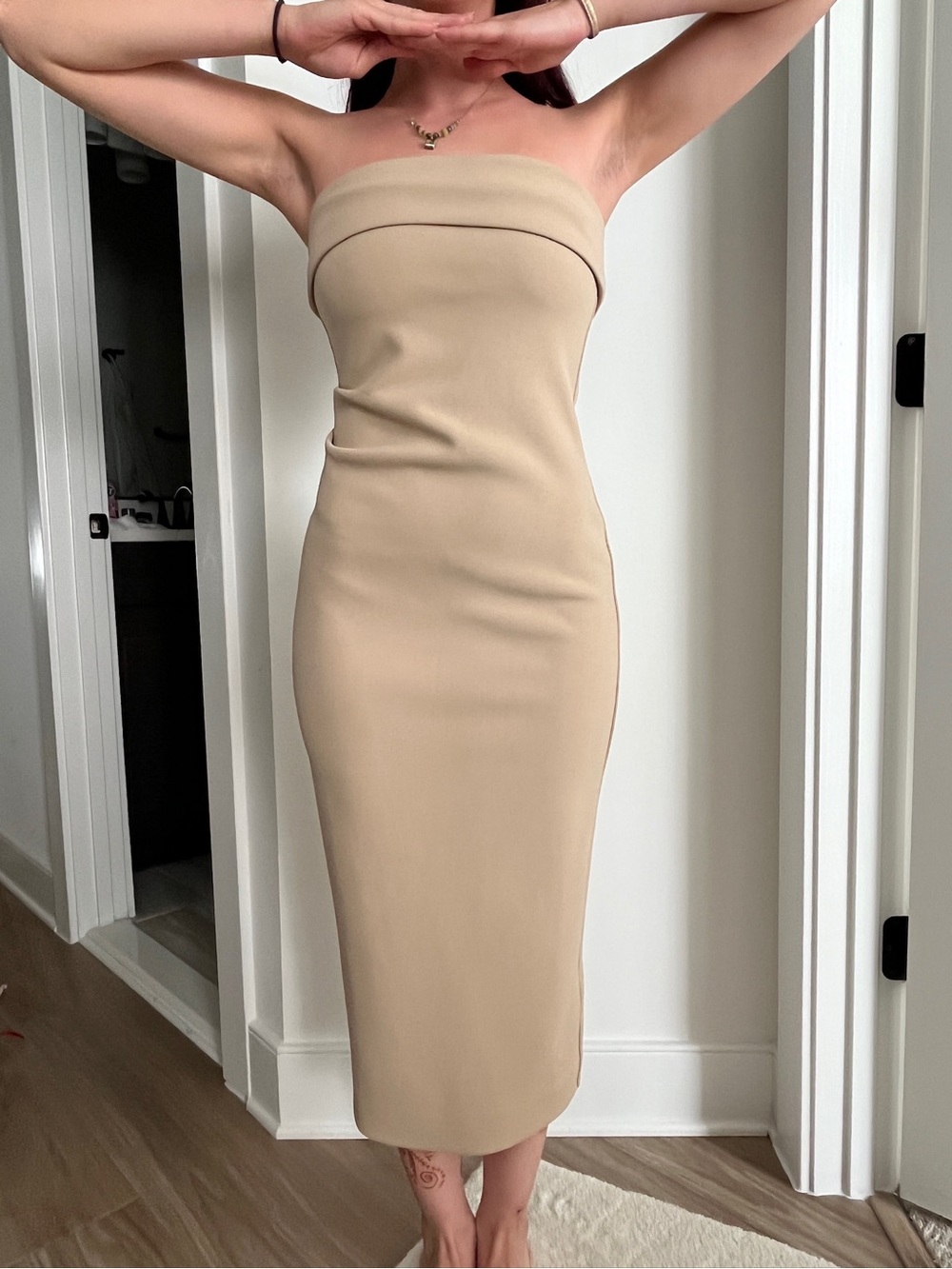 Aritzia Eyecatcher Dress